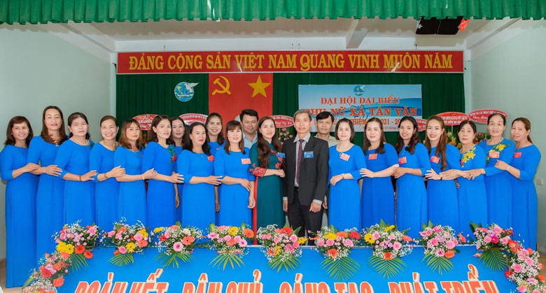 Đại hội Hội LHPN ở cơ sở đã chọn ra những cán bộ có tâm huyết, nhiệt tình với phong trào phụ nữ địa phương