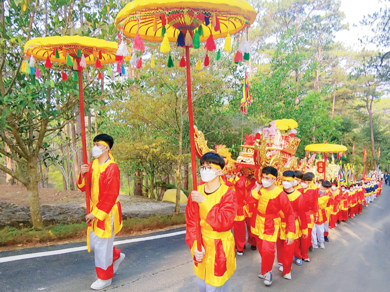 Tăng cường công tác quản lý nhà nước nhằm bảo tồn giá trị nguyên bản các lễ hội truyền thống dân tộc